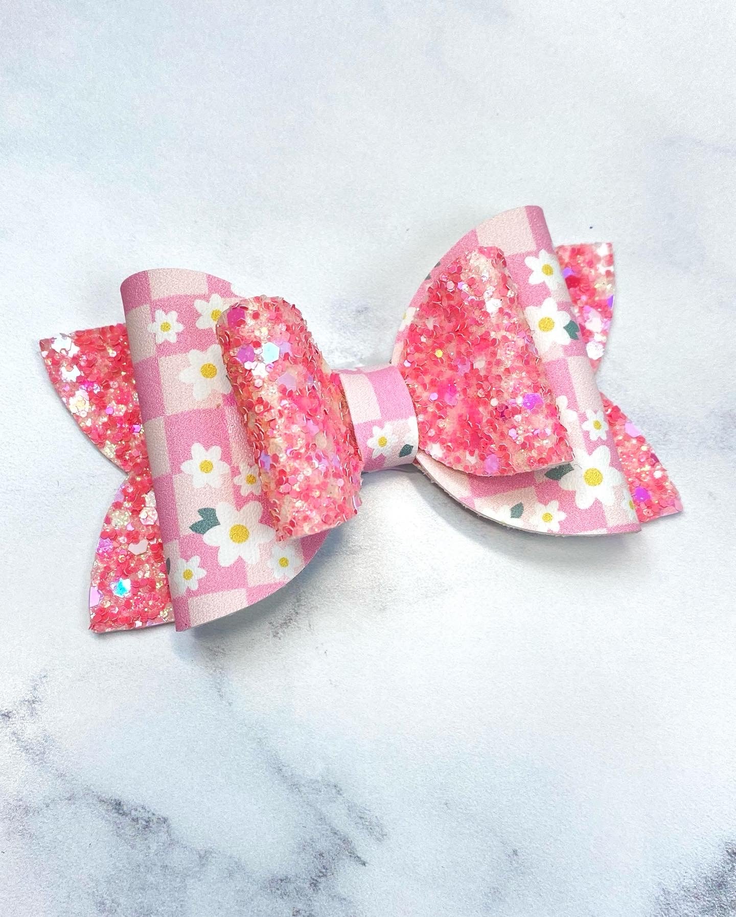 Checker flower bow