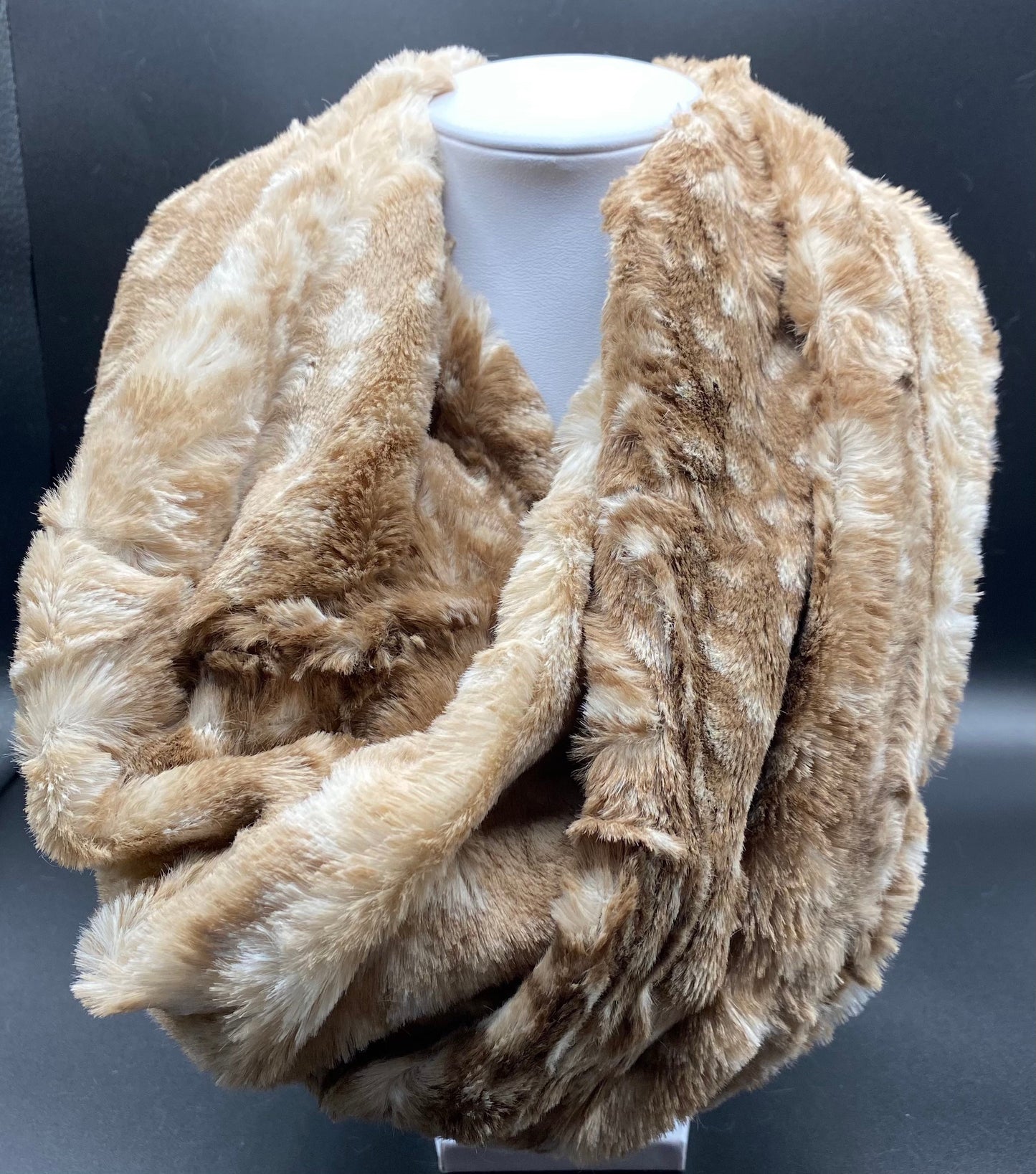 Fawn Women Infinity scarf