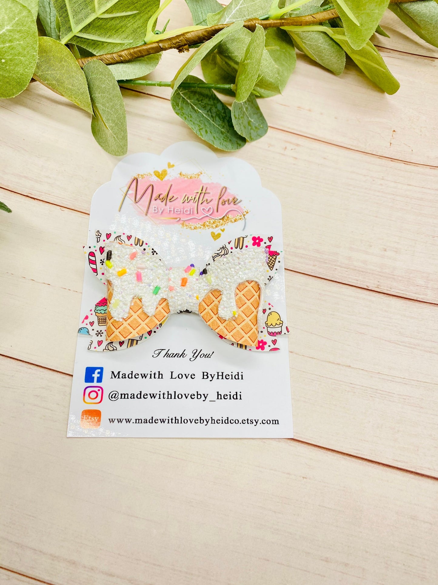 3.5” Vanilla Ice cream hair bow