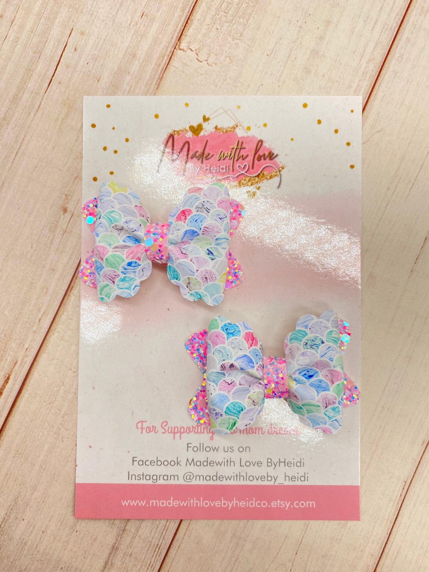 2.5” Mermaid Scale piggy bows