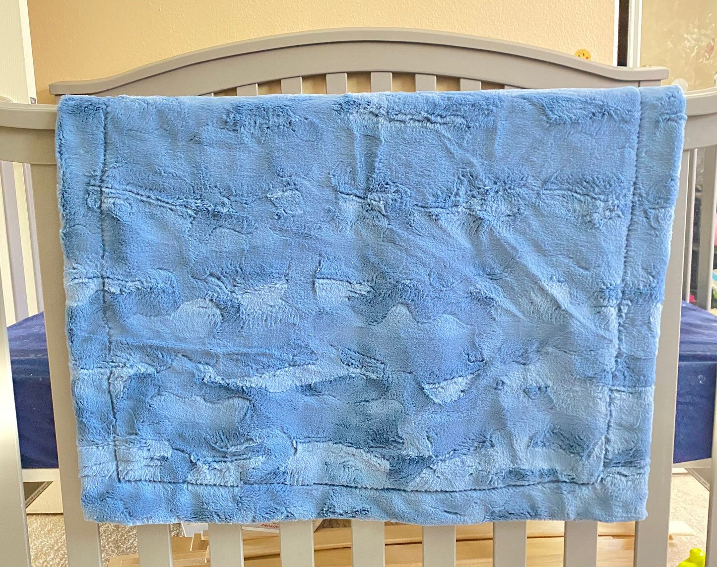 Bear self binding blanket