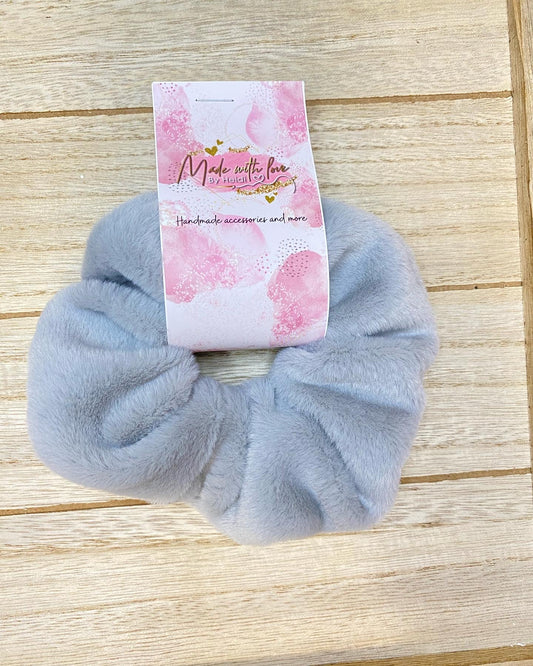 Gray faux fur scrunchie